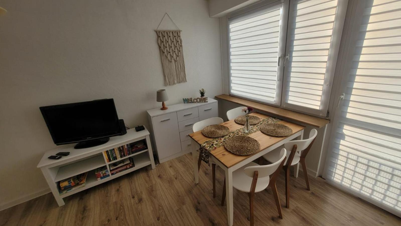 Dams Apartament Освенцим Экстерьер фото